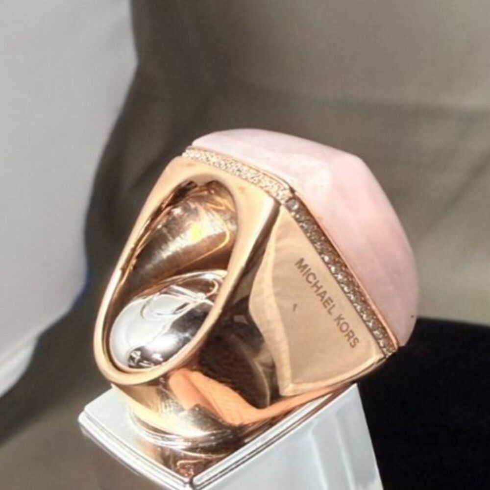 Michael Kors Blush Rush Collection Pink Stone Ring size 8 - Picture 5 of 13